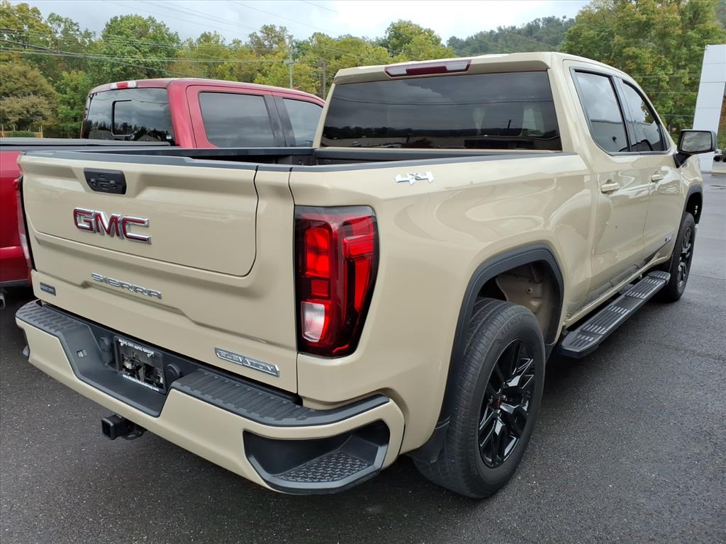 2022 GMC Sierra 1500 4WD Crew Cab Short Box Elevation with 3SB