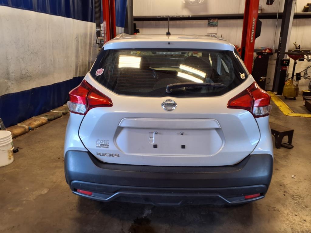 2019 Nissan Kicks S