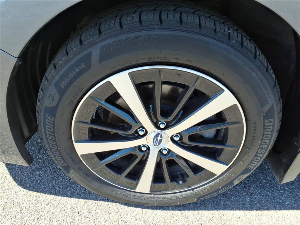 2022 Subaru Impreza Premium 5-Door