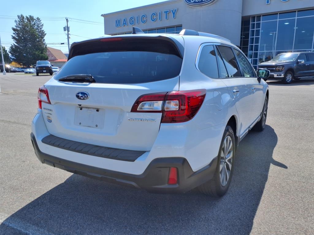 2019 Subaru Outback 2.5i Touring