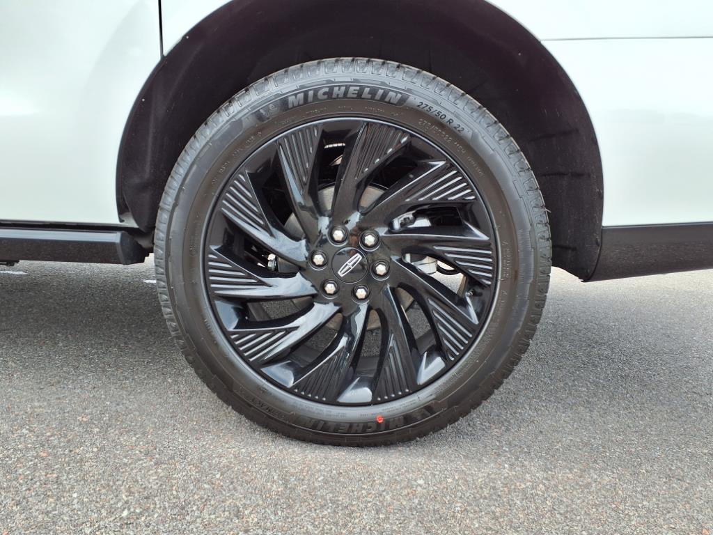 2025 Lincoln Navigator L Reserve