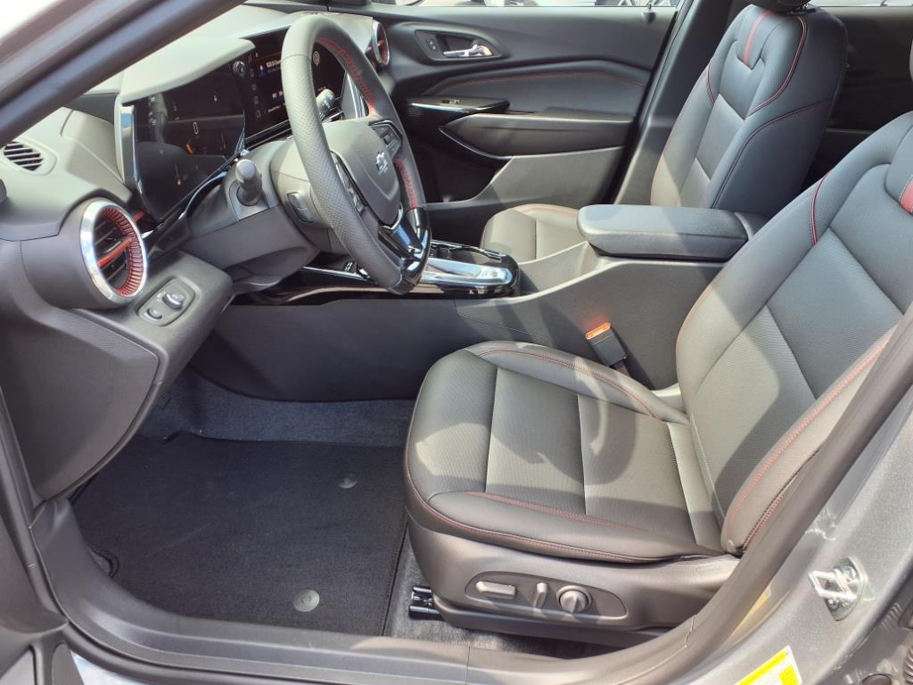 2025 Chevrolet Trax FWD 2RS