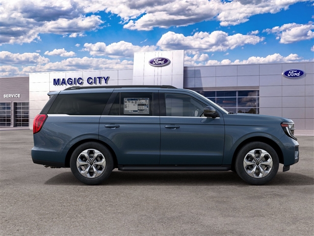 2027 Ford Expedition Active
