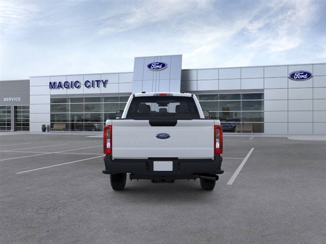 2025 Ford F-250 Super Duty XL
