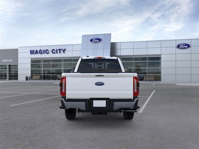 2025 Ford F-350 Super Duty Lariat