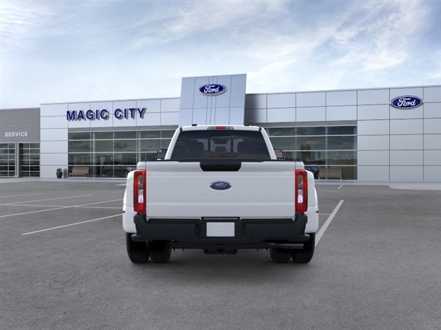 2026 Ford F-350 Super Duty XL