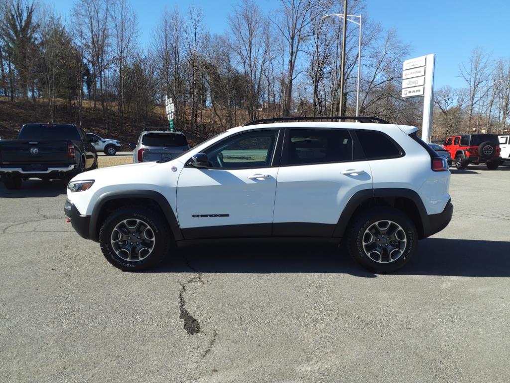 2023 Jeep Cherokee Trailhawk