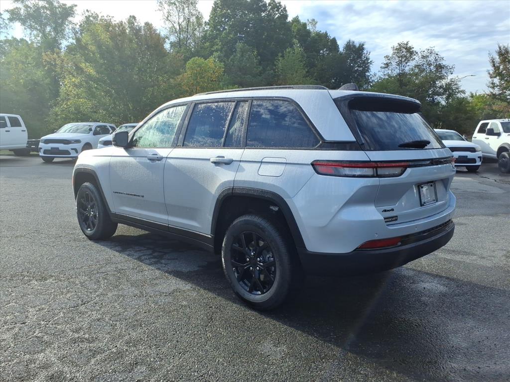 2025 Jeep Grand Cherokee Altitude 4x4