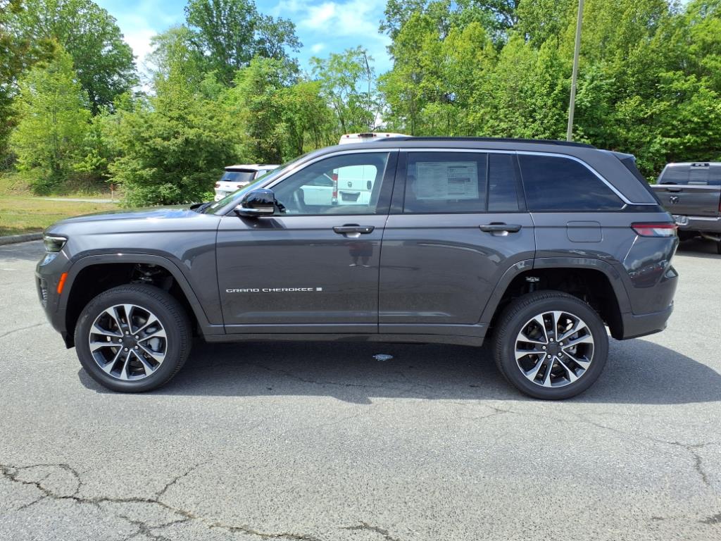 2025 Jeep Grand Cherokee Overland