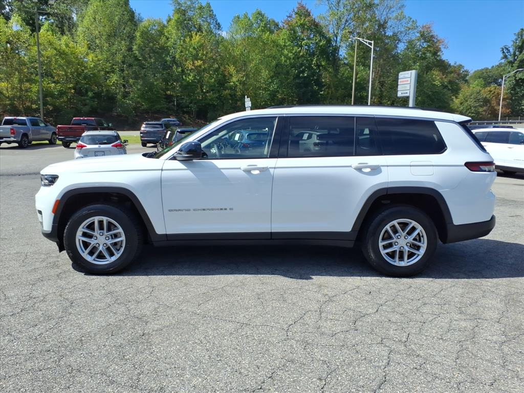2023 Jeep Grand Cherokee L Laredo 4x4