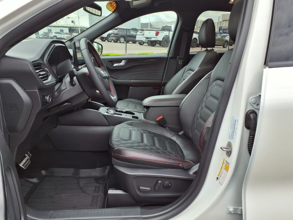 2024 Ford Escape ST-Line Elite