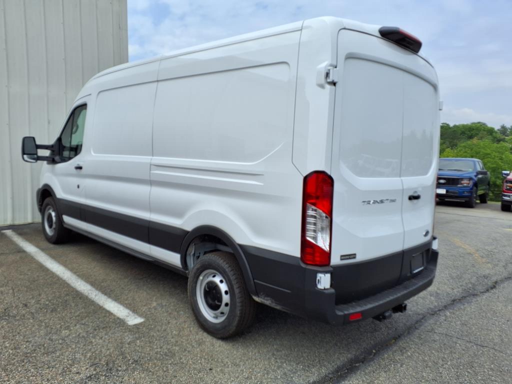 2025 Ford Transit 250