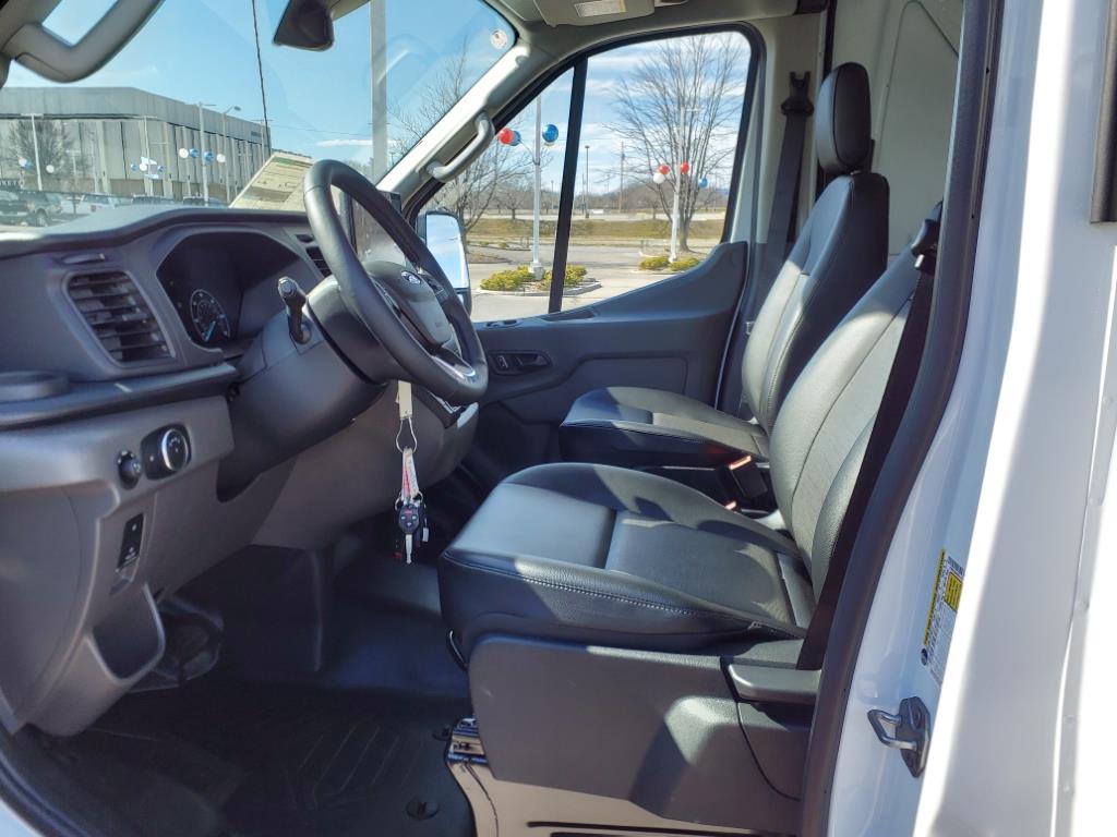2024 Ford Transit 250