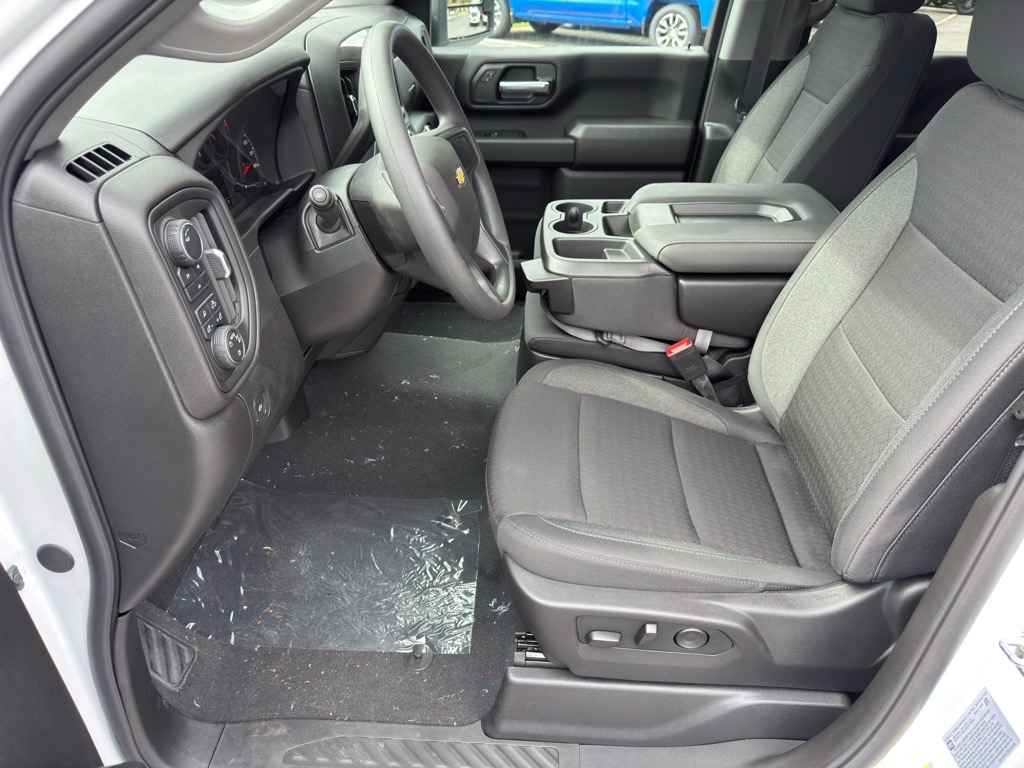 2025 Chevrolet Silverado 2500HD 4WD Crew Cab Standard Bed Custom