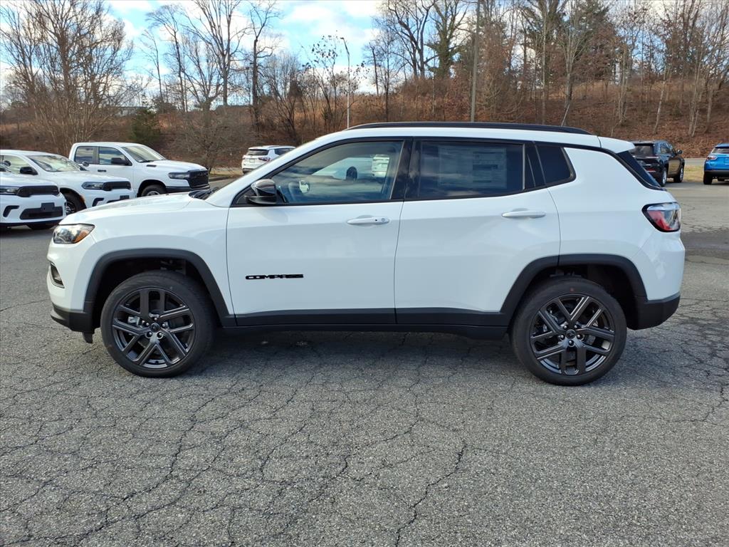 2026 Jeep Compass Latitude Altitude