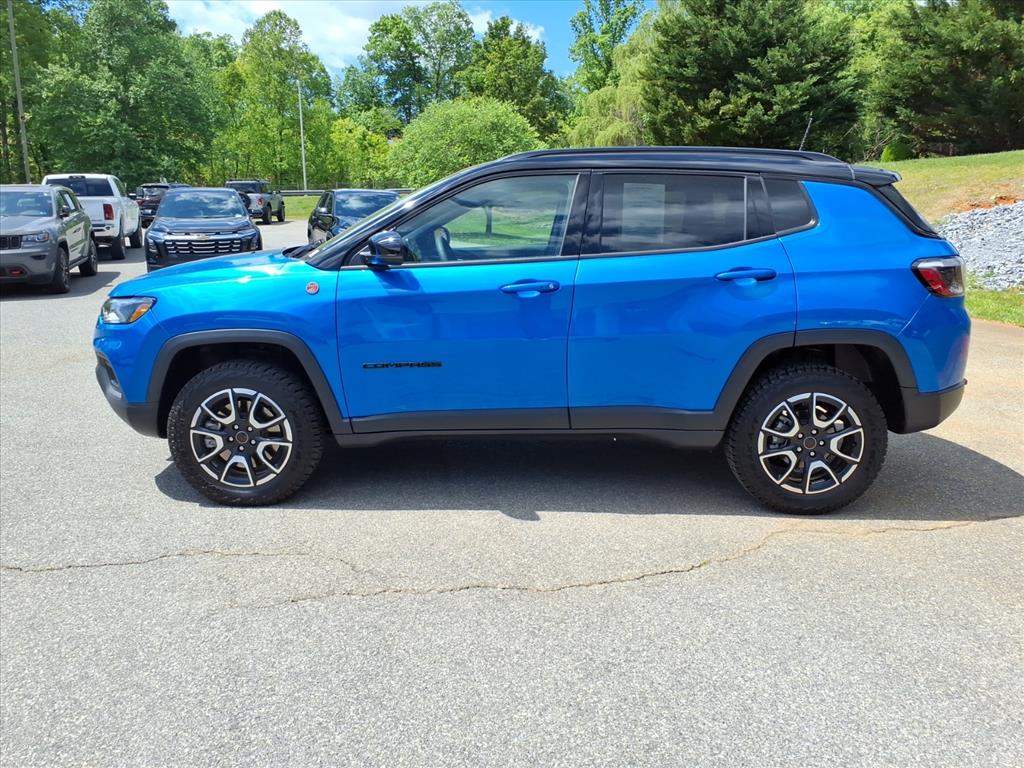 2025 Jeep Compass Trailhawk 4x4
