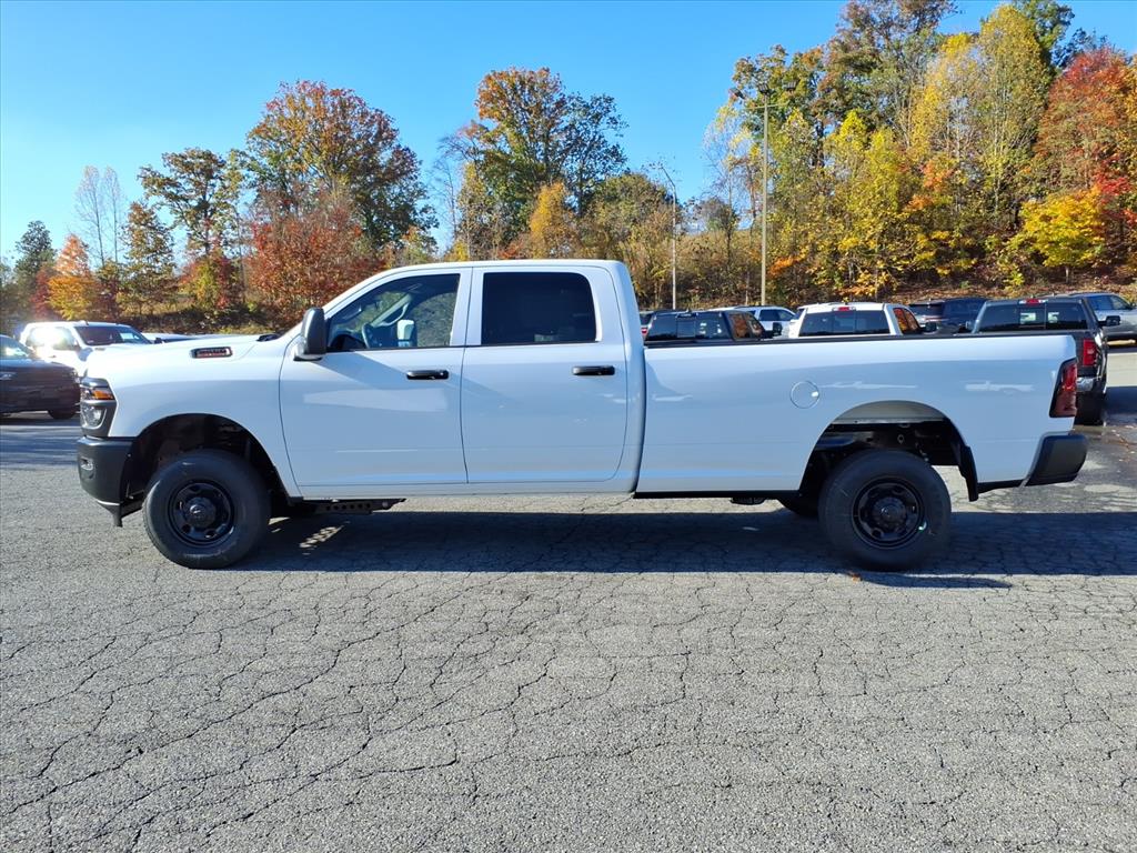 2026 Ram 2500 Tradesman Crew Cab 4x4 8' Box