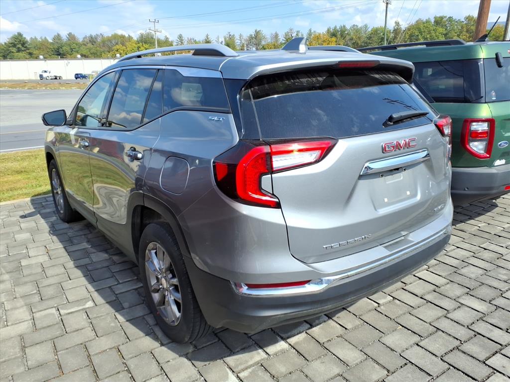 2024 GMC Terrain AWD SLT