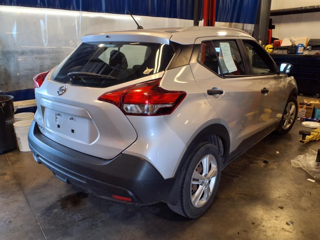 2019 Nissan Kicks S