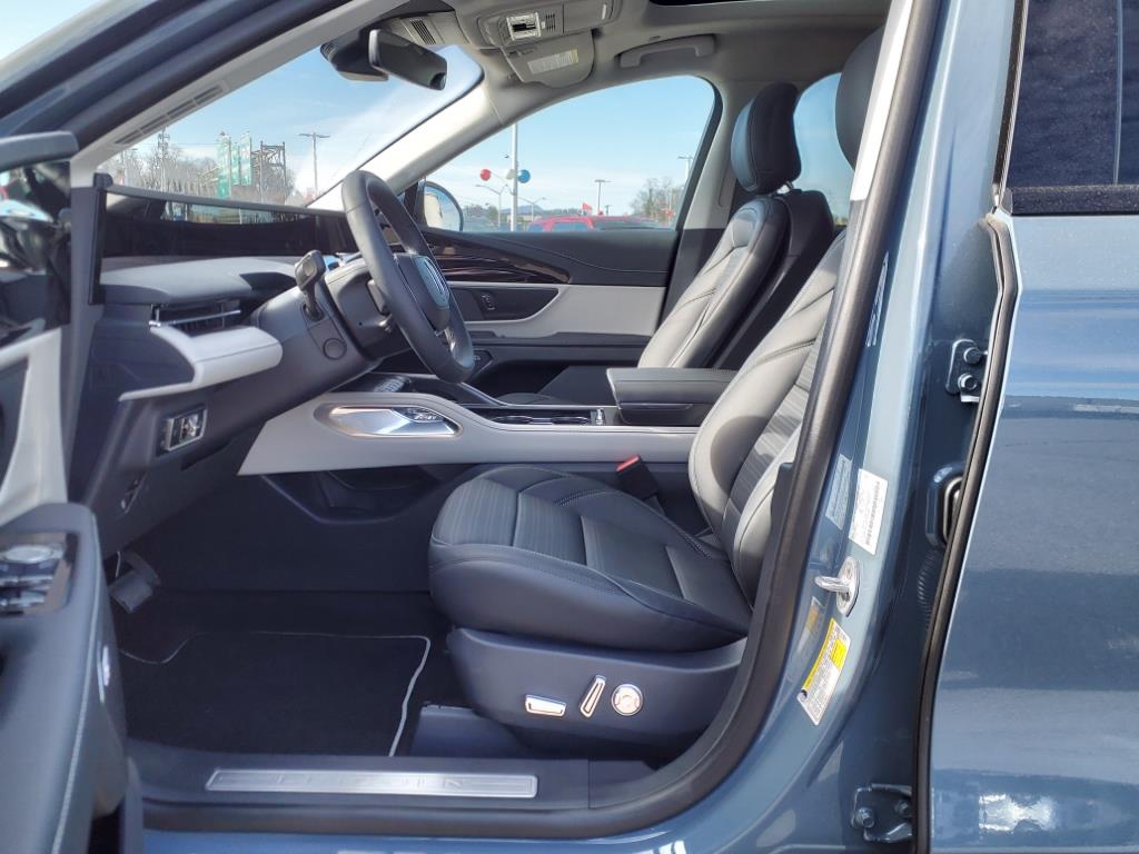 2025 Lincoln Nautilus Hybrid Reserve