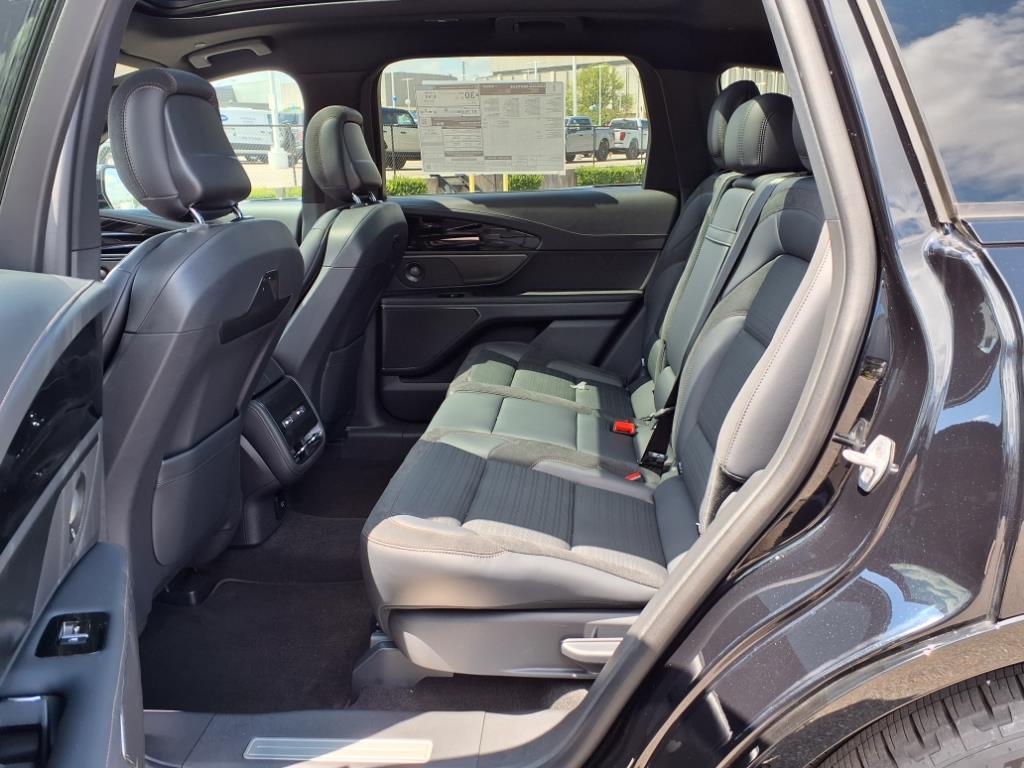 2025 Lincoln Nautilus Hybrid Reserve