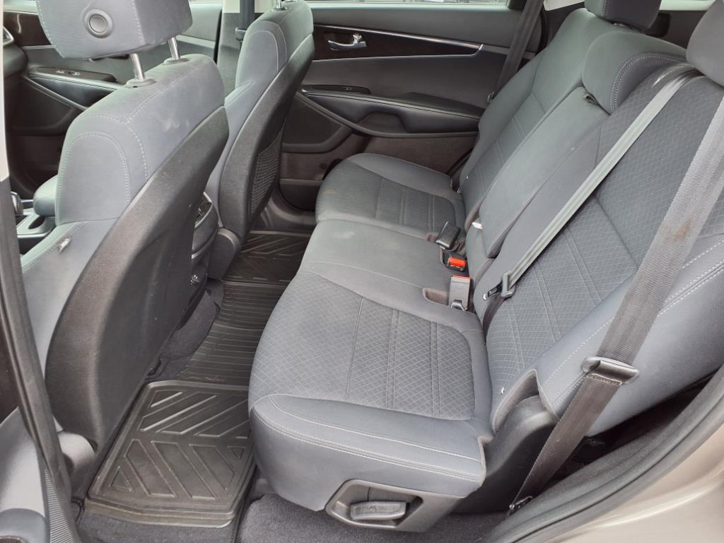 2018 Kia Sorento L