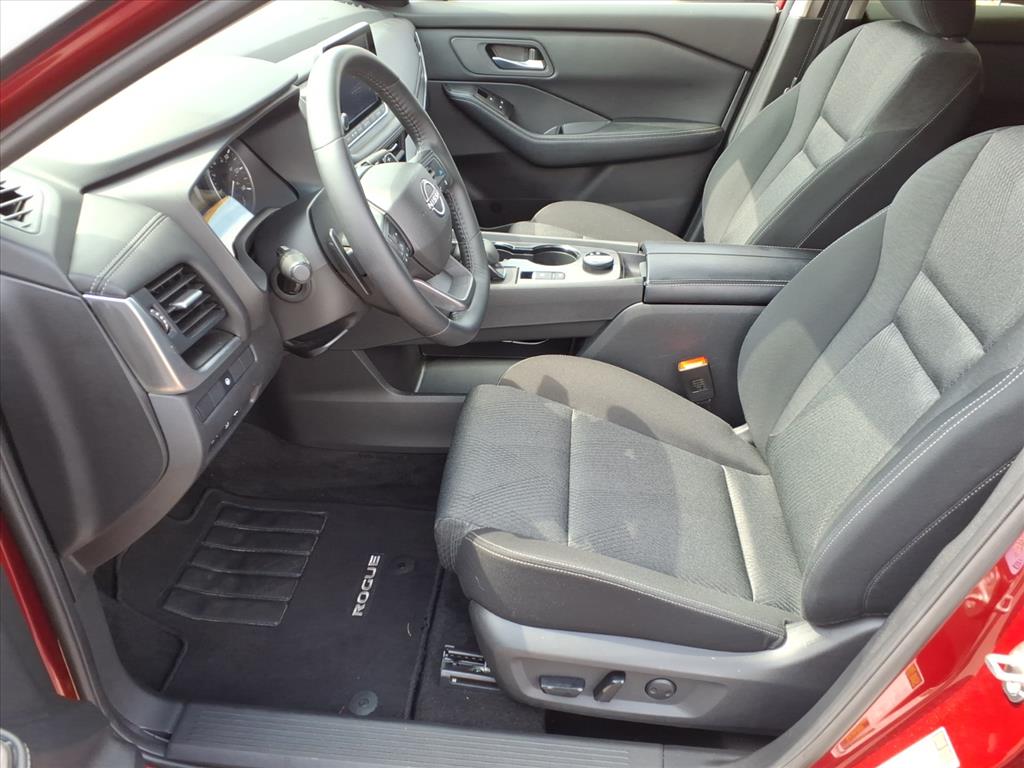 2025 Nissan Rogue SV Intelligent AWD