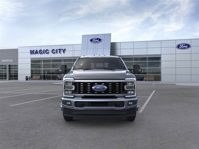 2025 Ford F-350 Super Duty XL