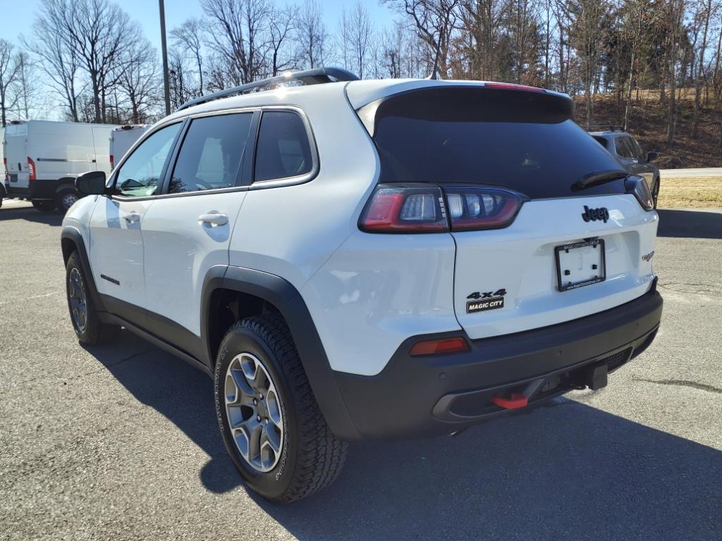 2023 Jeep Cherokee Trailhawk