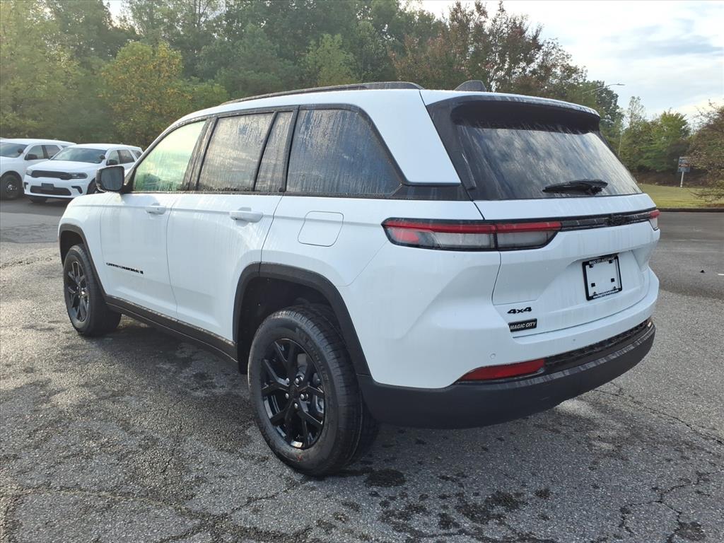 2025 Jeep Grand Cherokee Altitude X 4x4