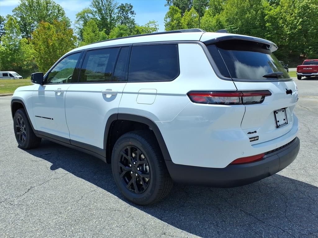 2026 Jeep Grand Cherokee L Altitude 4x4