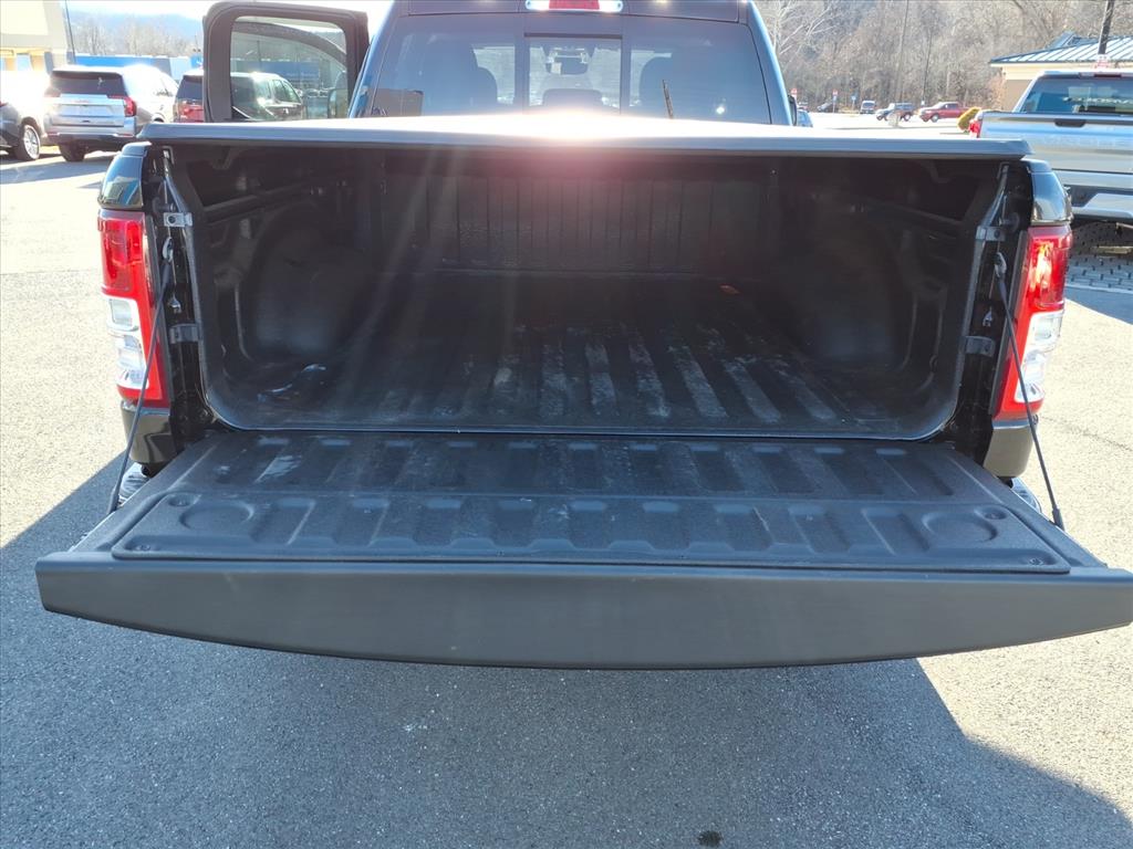 2023 Ram 1500 Big Horn Quad Cab 4x4 6'4" Box