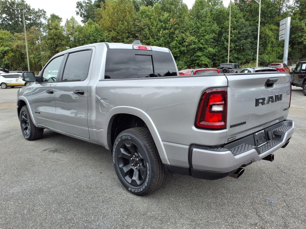 2025 Ram 1500 Big Horn Crew Cab 4x4 5'7" Box