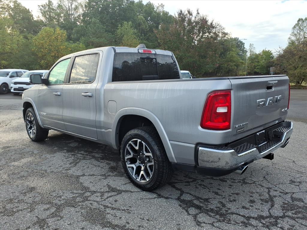 2025 Ram 1500 Laramie Crew Cab 4x4 5'7" Box