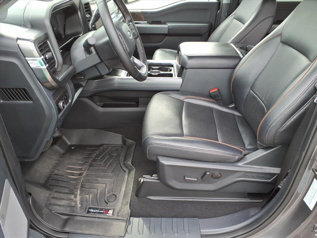 2025 Ford F-250 Super Duty LARIAT