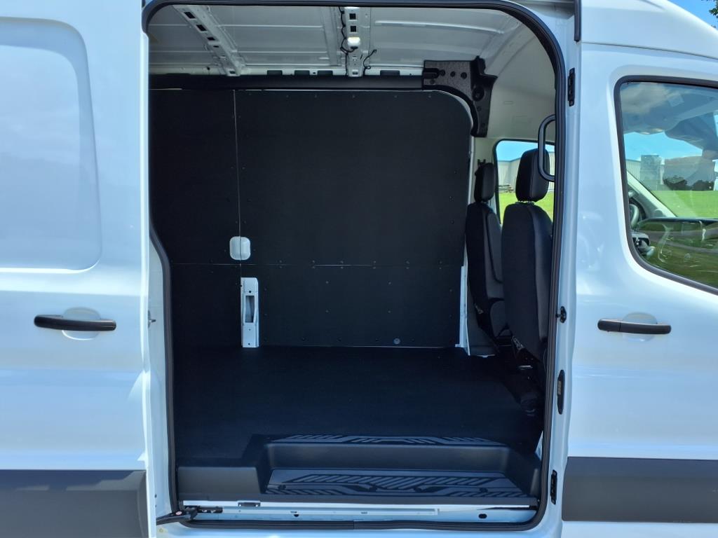2025 Ford Transit 250