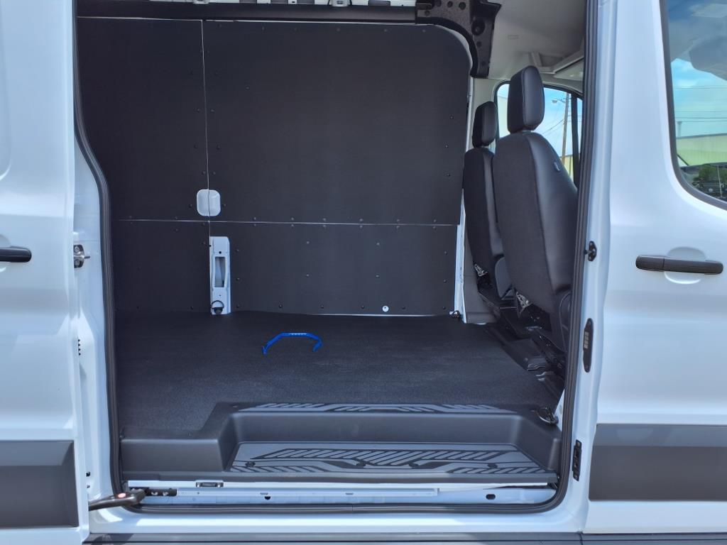 2025 Ford Transit 250