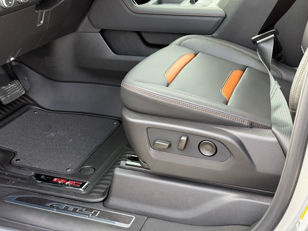 2026 GMC Sierra 2500HD AT4