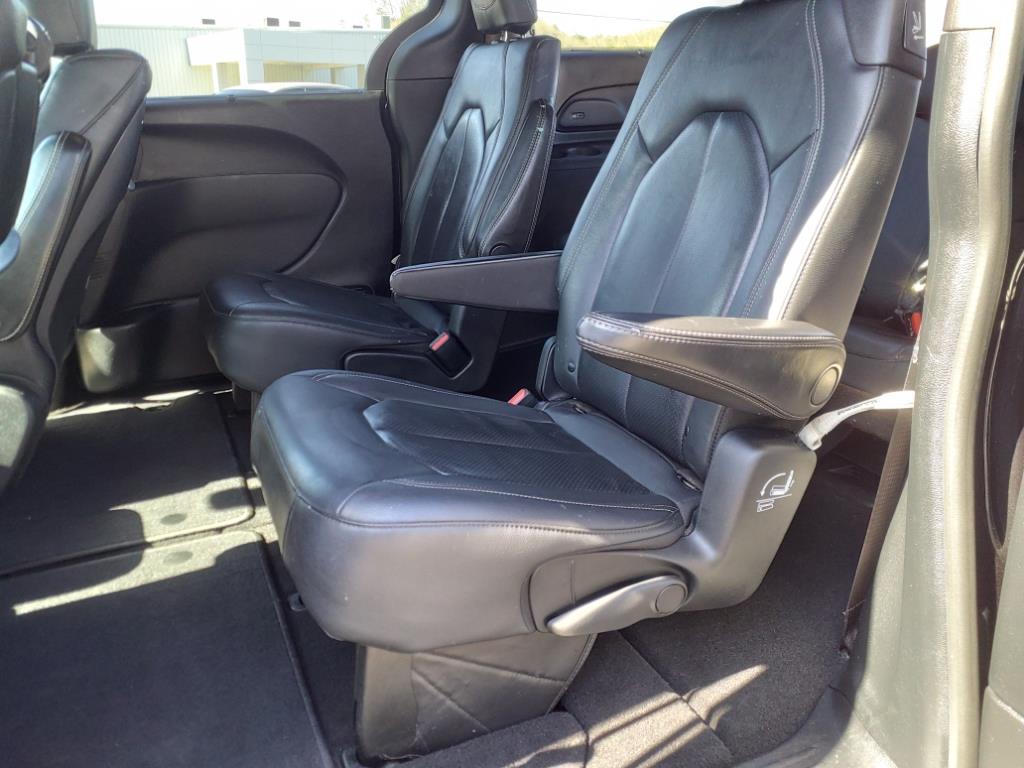 2020 Chrysler Pacifica Touring L Plus