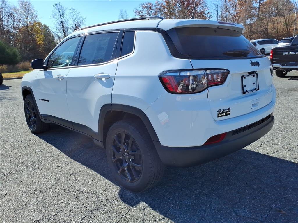 2026 Jeep Compass Latitude Altitude