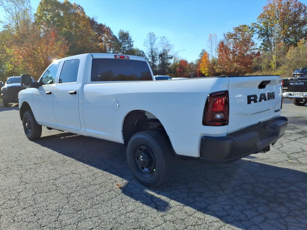2026 Ram 2500 Tradesman Crew Cab 4x4 8' Box