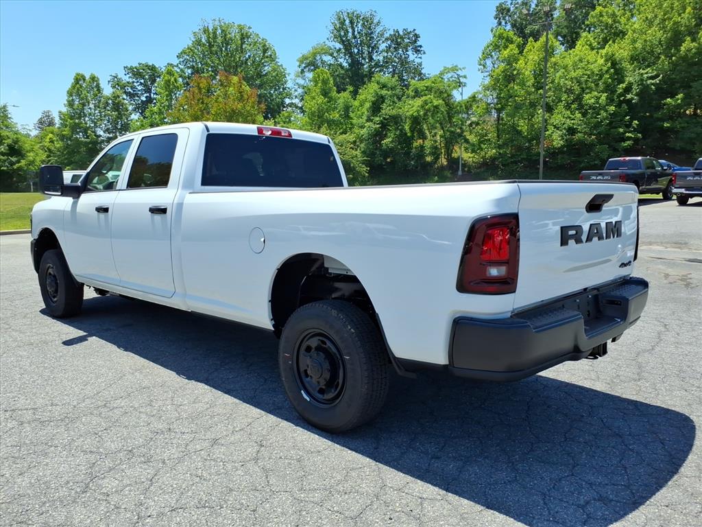 2026 Ram 2500 Tradesman Crew Cab 4x4 8' Box