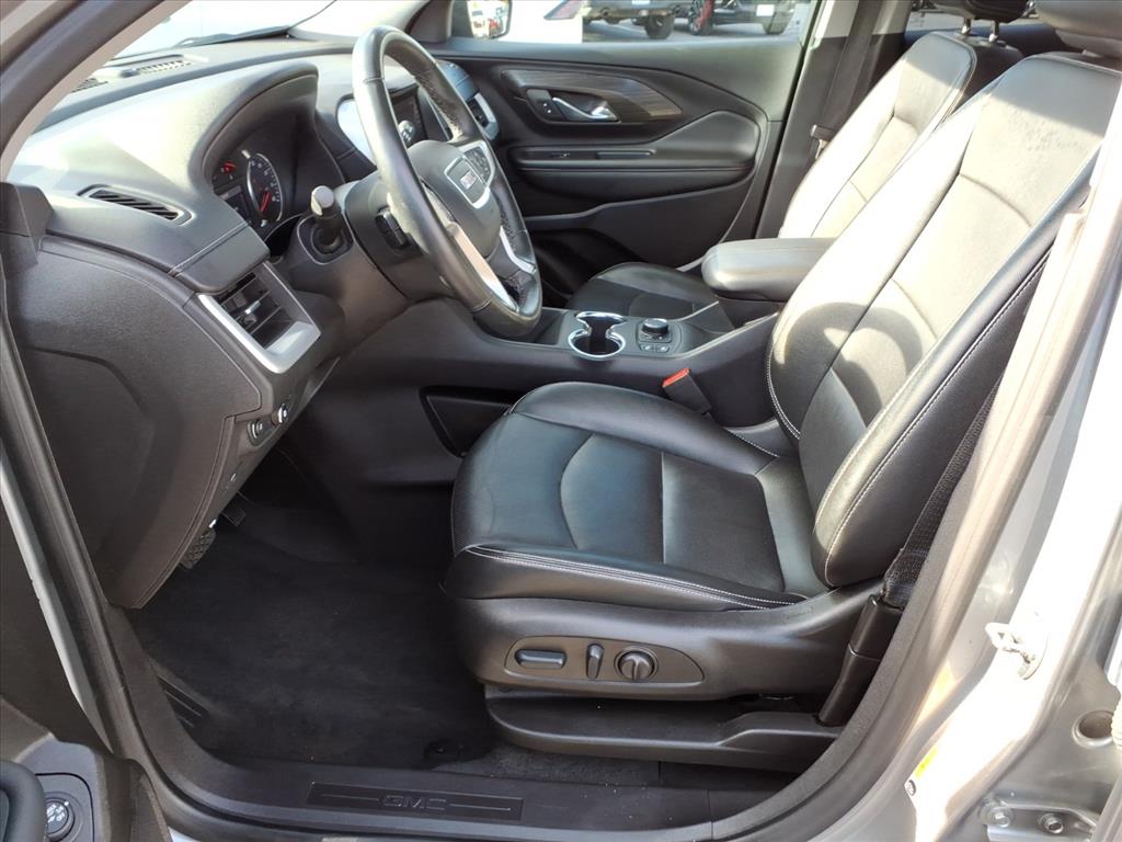 2024 GMC Terrain AWD SLT
