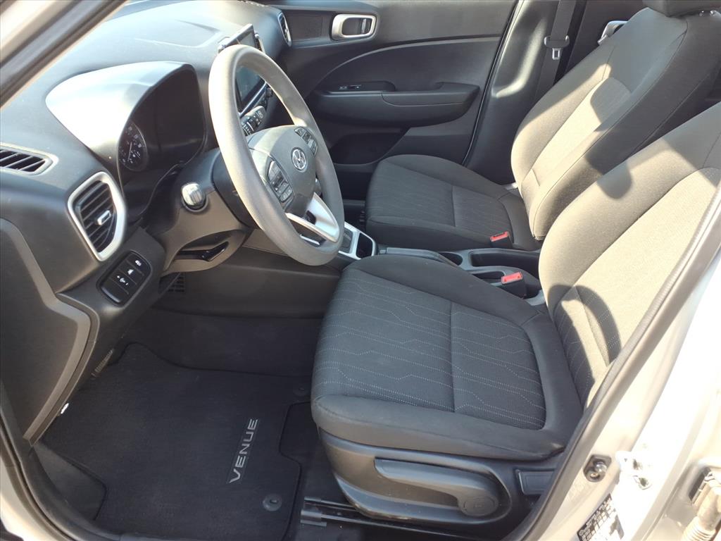 2021 Hyundai Venue SE