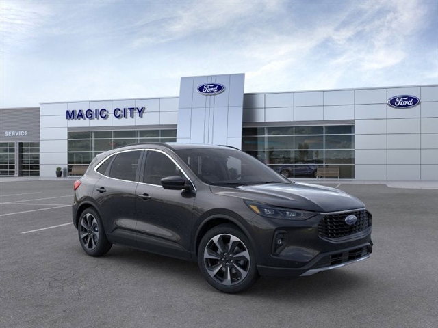 2025 Ford Escape Platinum
