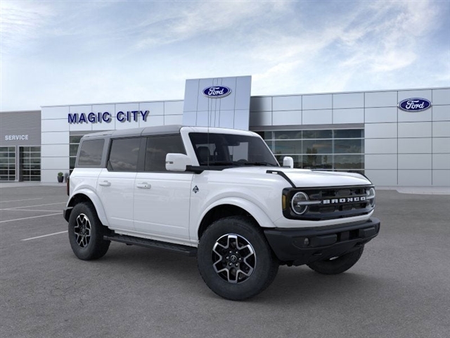 2024 Ford Bronco Outer Banks