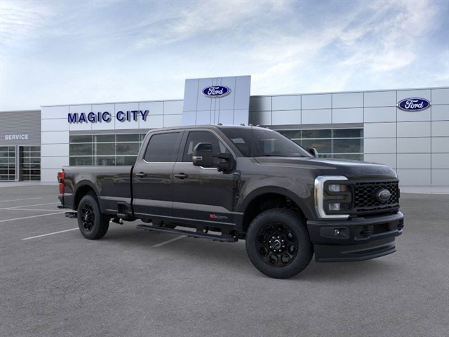 2025 Ford F-350 Super Duty Lariat