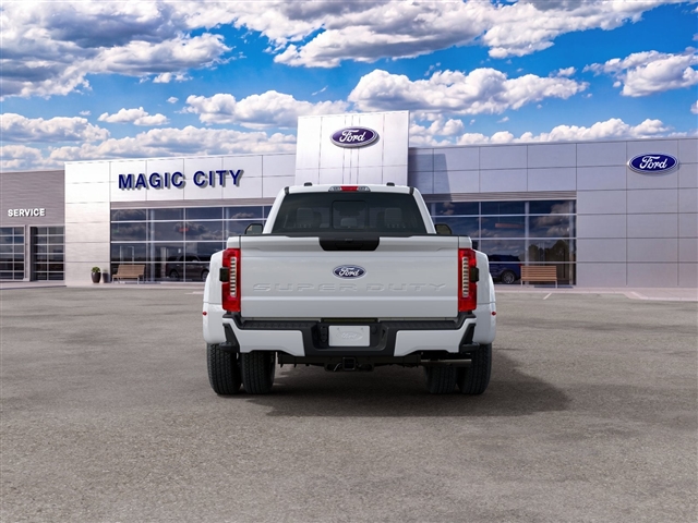 2027 Ford F-350 Super Duty XL