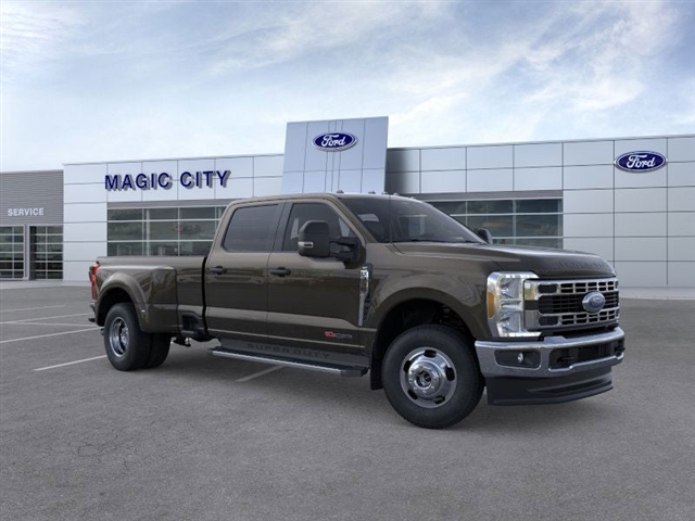 2025 Ford F-350 Super Duty XL