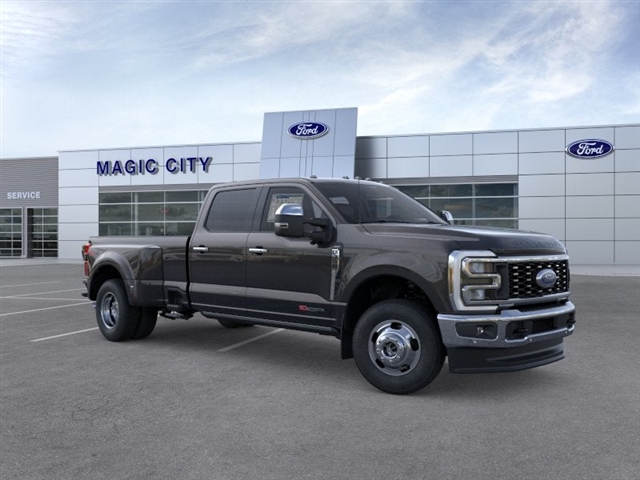 2026 Ford F-350 Super Duty LARIAT